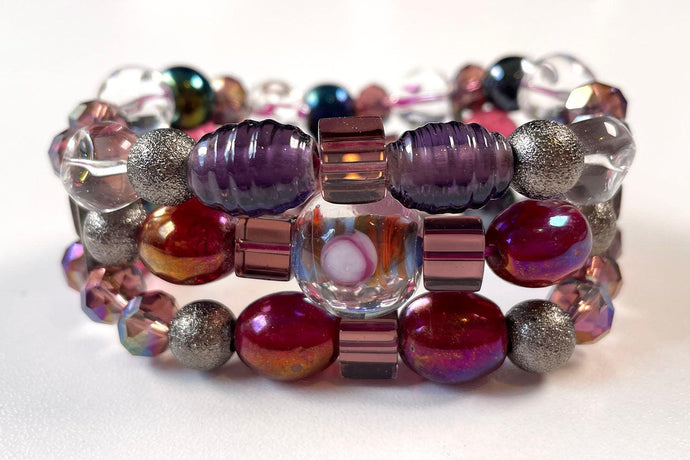 Moody Triple Strand Stretch Bracelet Tutorial