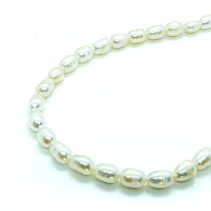 Freshwater Pearls A Grade 4 - 5mm x 18cm length White - Affordable Jewellery Supplies